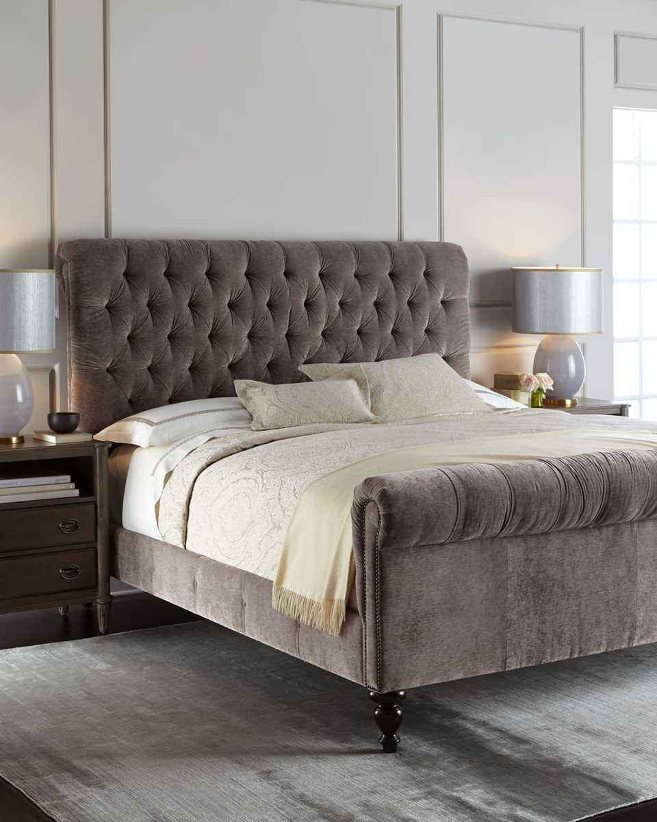 Lourdes Tufted Queen Bed
